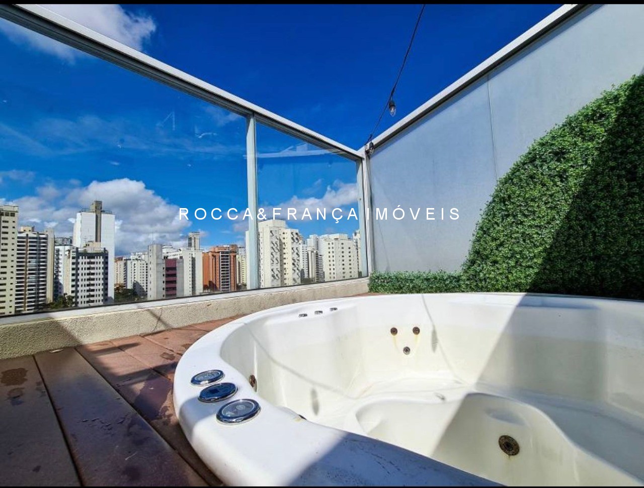 Cobertura à venda e aluguel com 2 quartos, 105m² - Foto 2