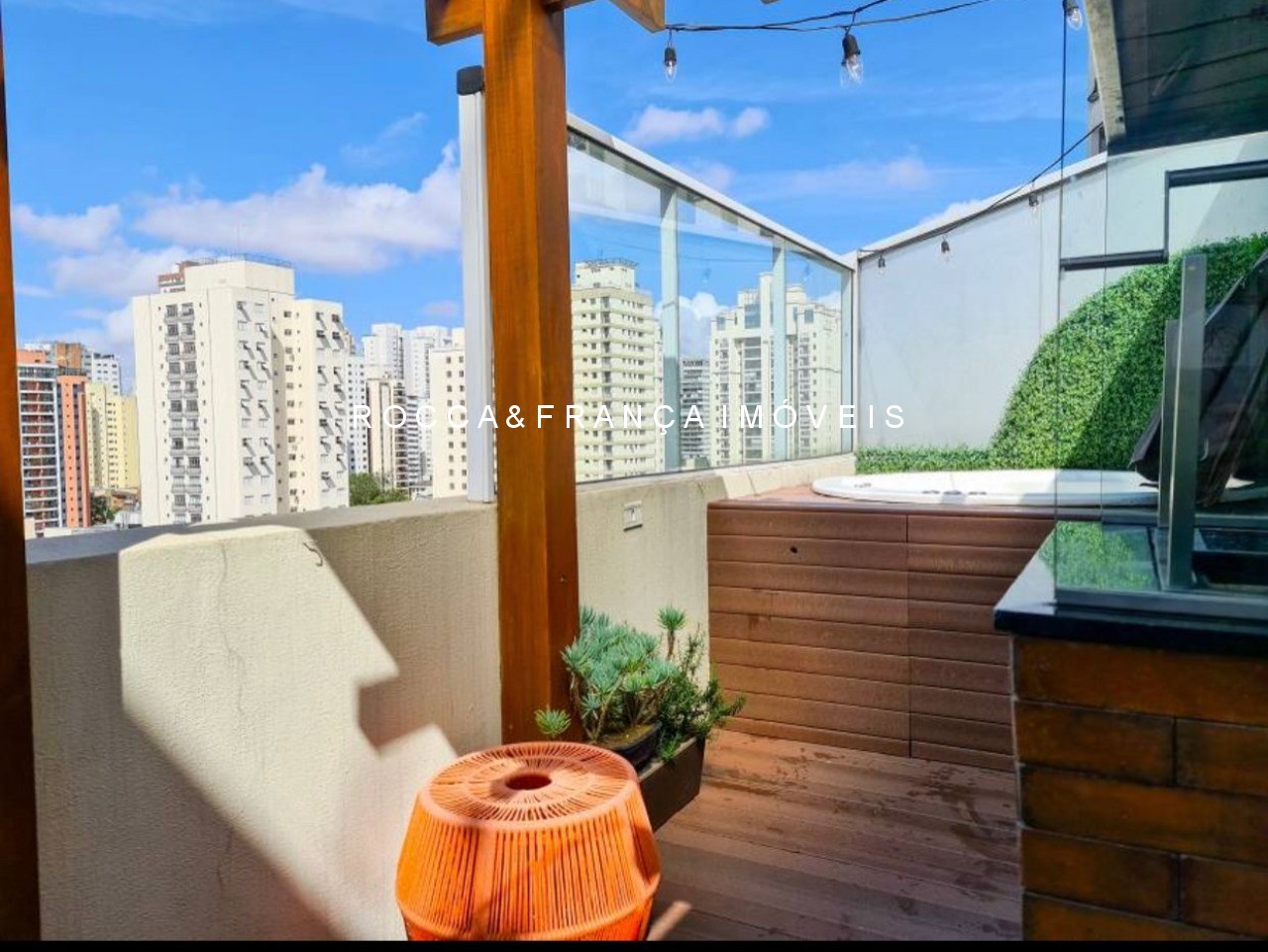 Cobertura à venda e aluguel com 2 quartos, 105m² - Foto 3