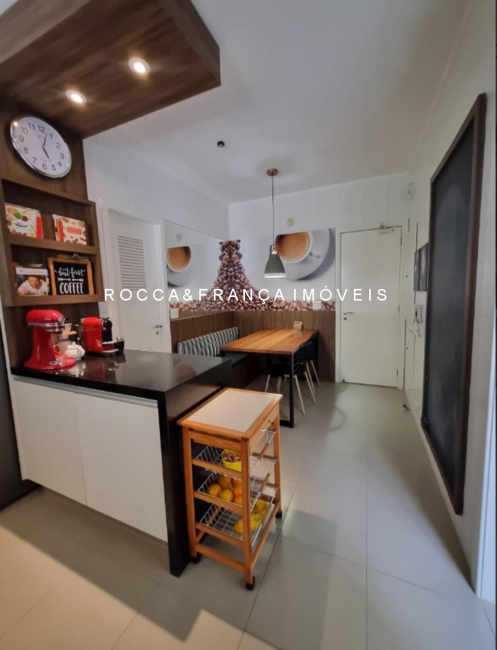 Casa de Condomínio à venda e aluguel com 3 quartos, 338m² - Foto 10