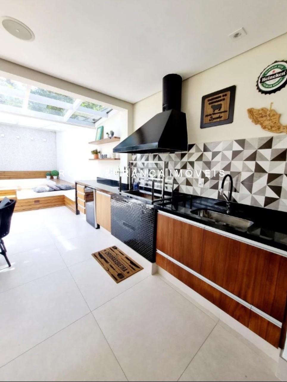 Casa de Condomínio à venda e aluguel com 3 quartos, 338m² - Foto 8
