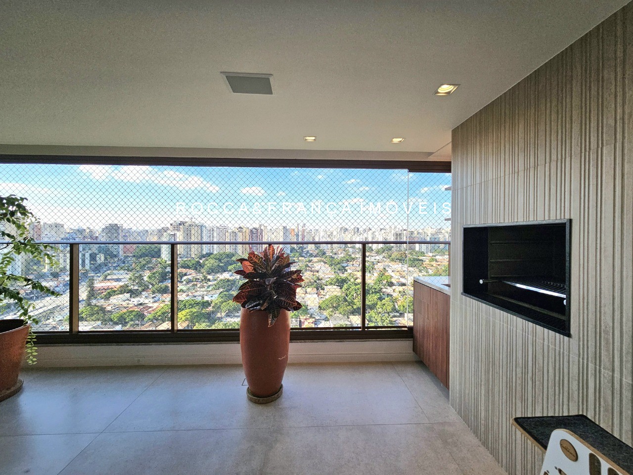 Apartamento à venda com 3 quartos, 146m² - Foto 7