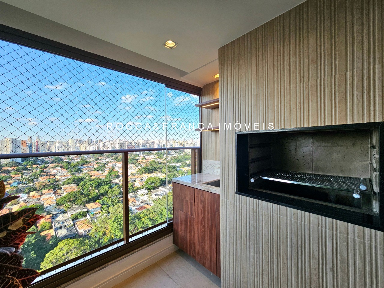 Apartamento à venda com 3 quartos, 146m² - Foto 8