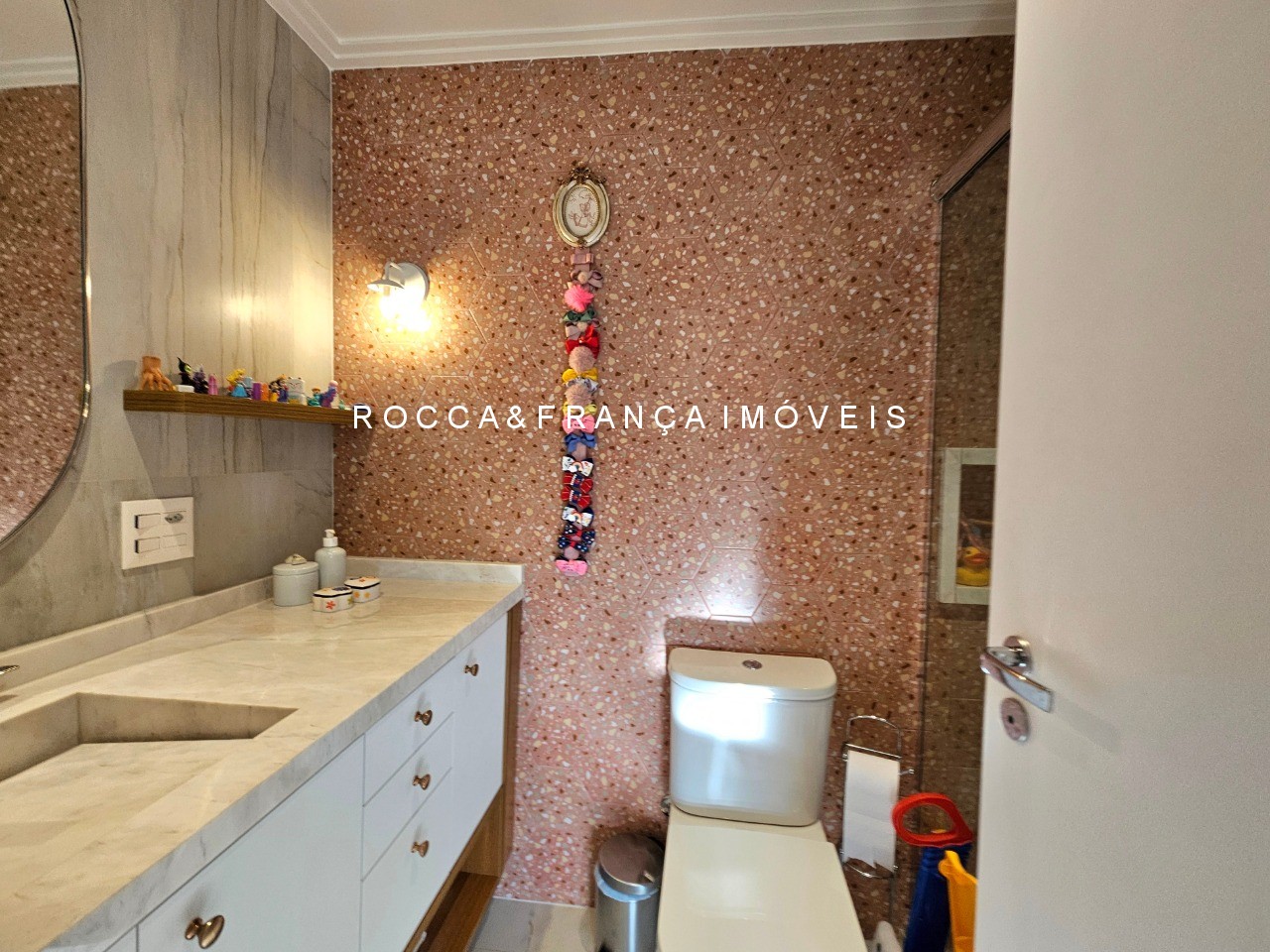 Apartamento à venda com 3 quartos, 146m² - Foto 23