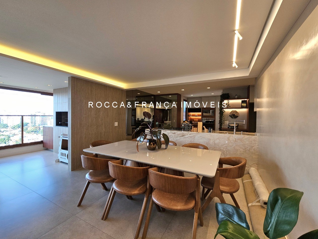 Apartamento à venda com 3 quartos, 146m² - Foto 6
