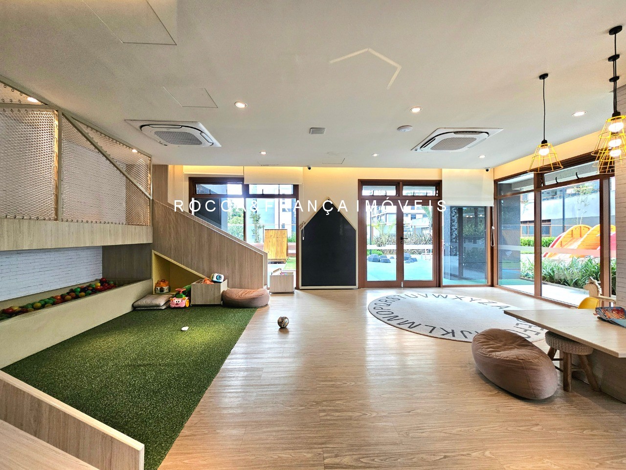 Apartamento à venda com 3 quartos, 146m² - Foto 30