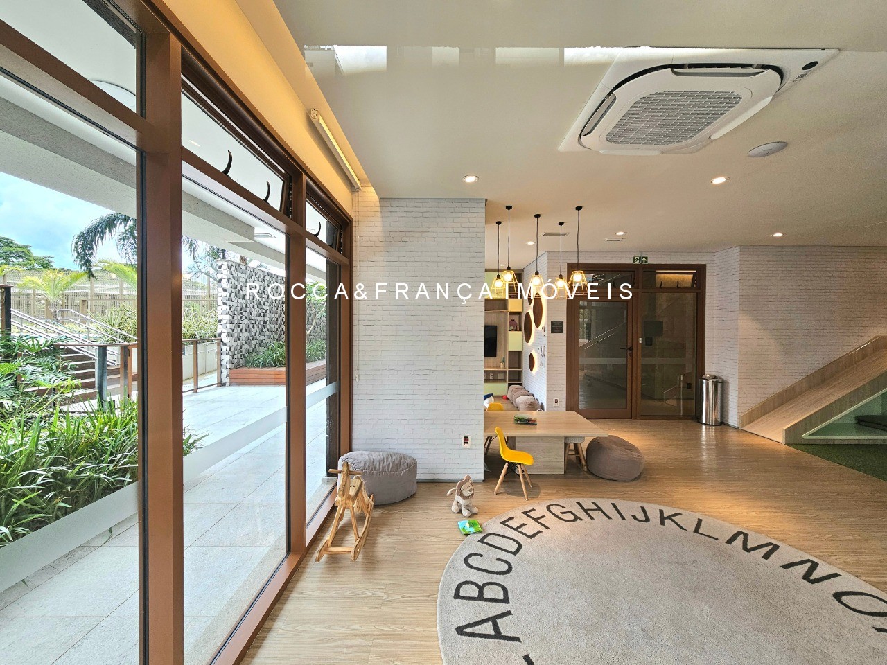 Apartamento à venda com 3 quartos, 146m² - Foto 29