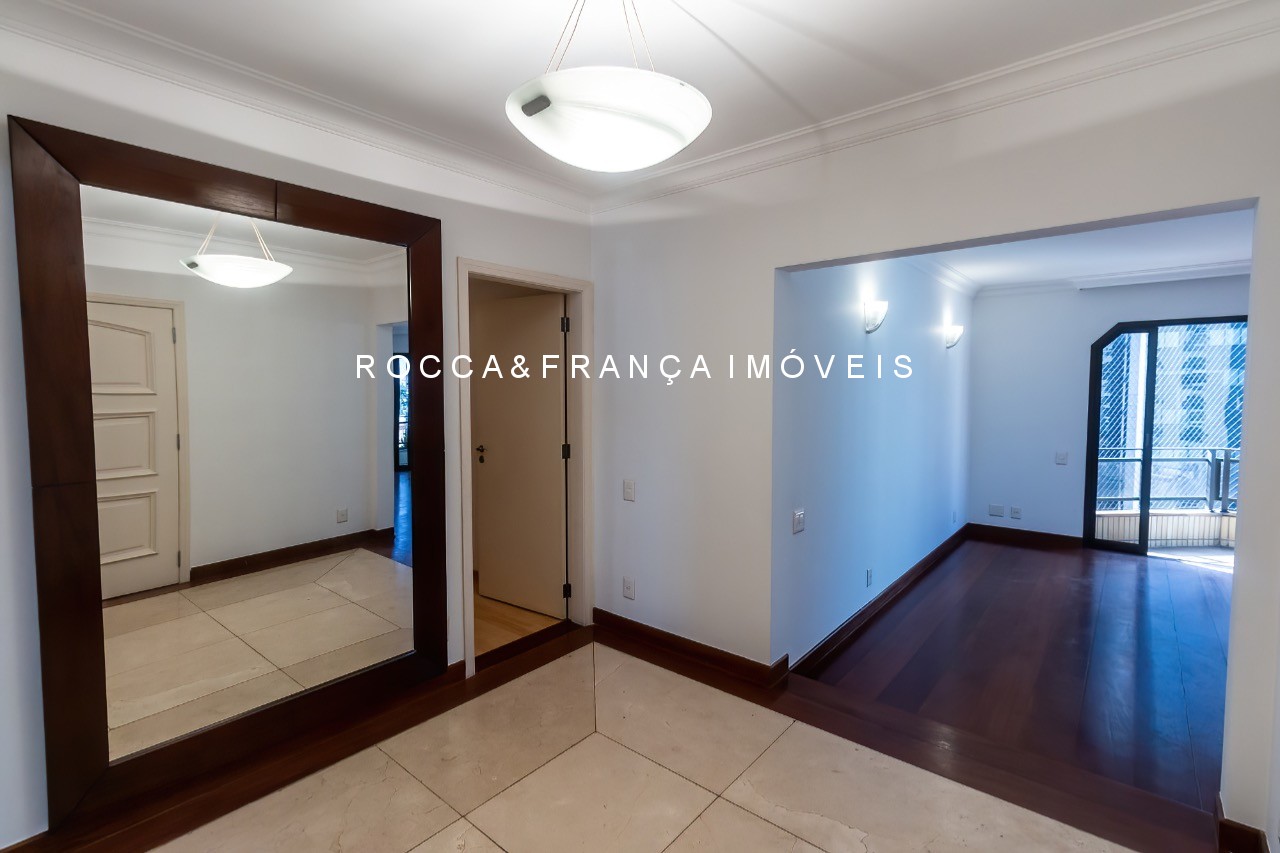 Apartamento, 3 quartos, 240 m² - Foto 3