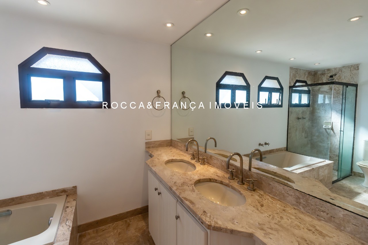 Apartamento, 3 quartos, 240 m² - Foto 11