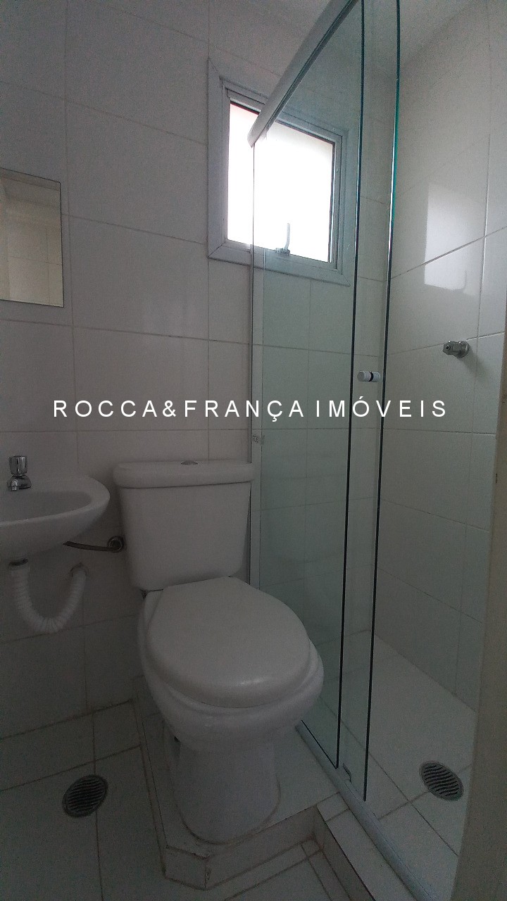 Apartamento para alugar com 3 quartos, 143m² - Foto 29