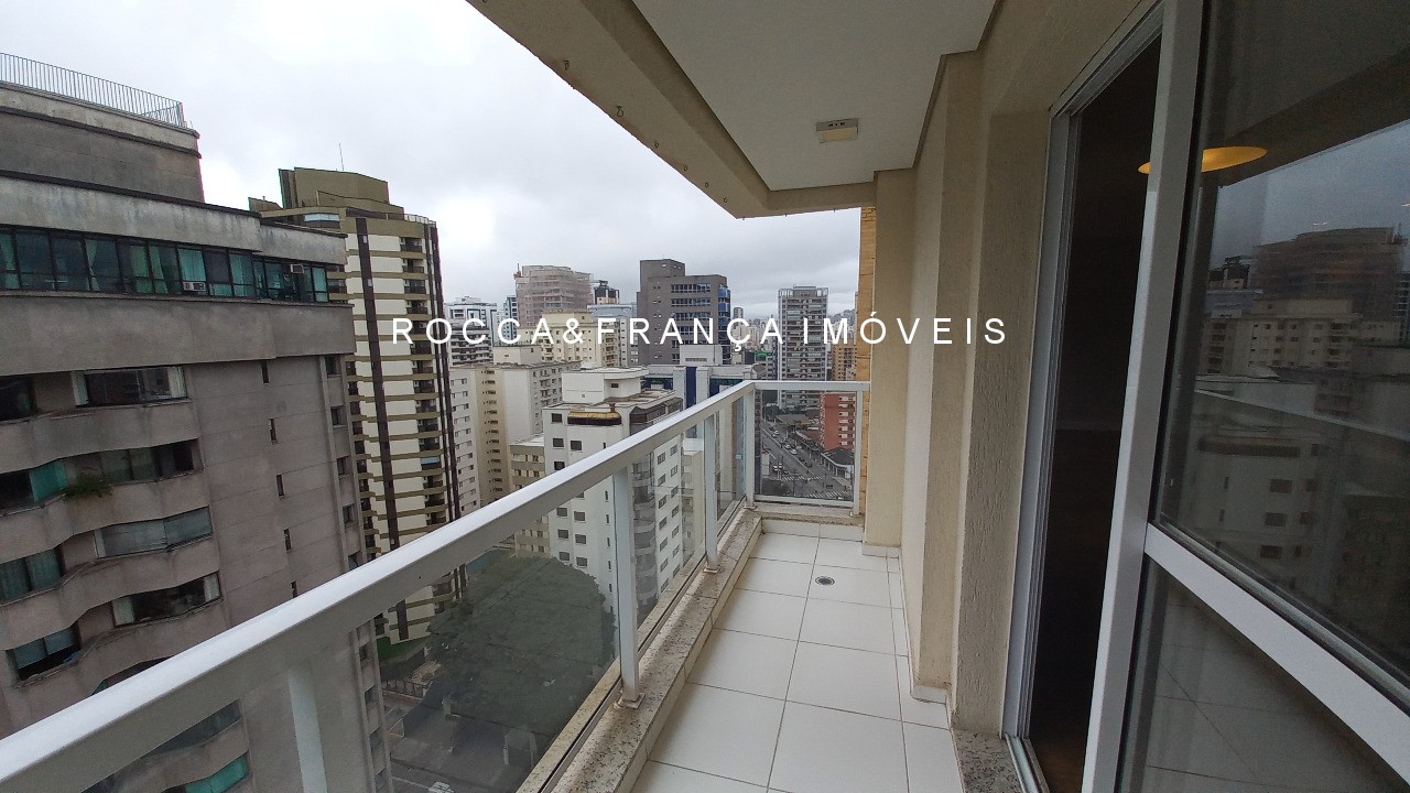 Apartamento para alugar com 3 quartos, 143m² - Foto 3