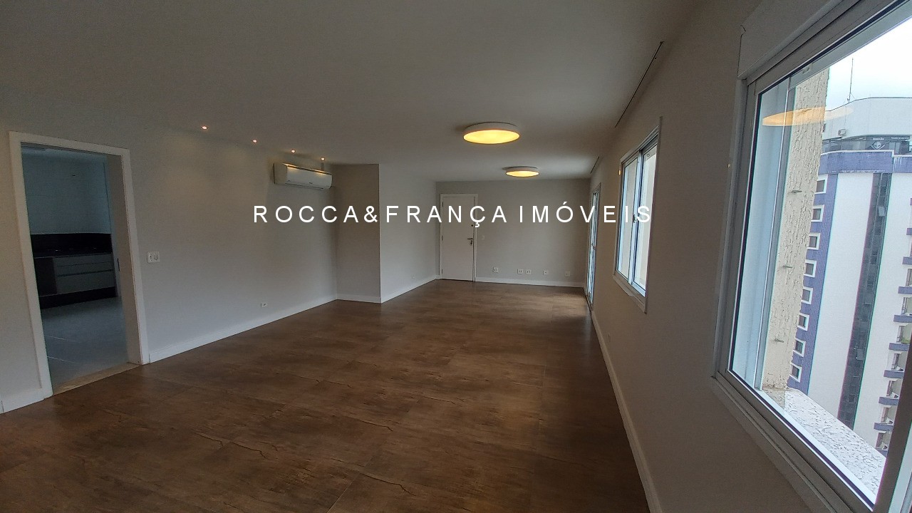 Apartamento para alugar com 3 quartos, 143m² - Foto 1