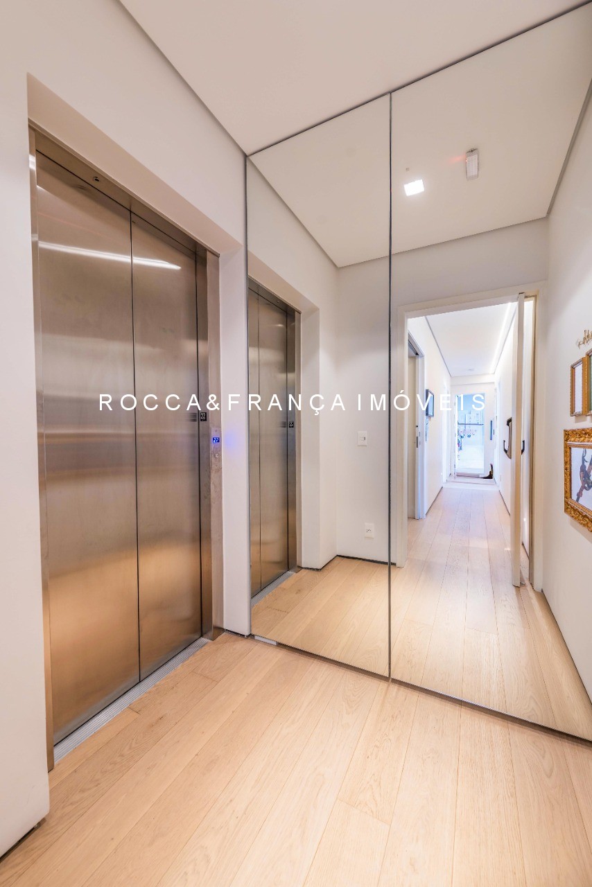 Cobertura à venda com 4 quartos, 408m² - Foto 56