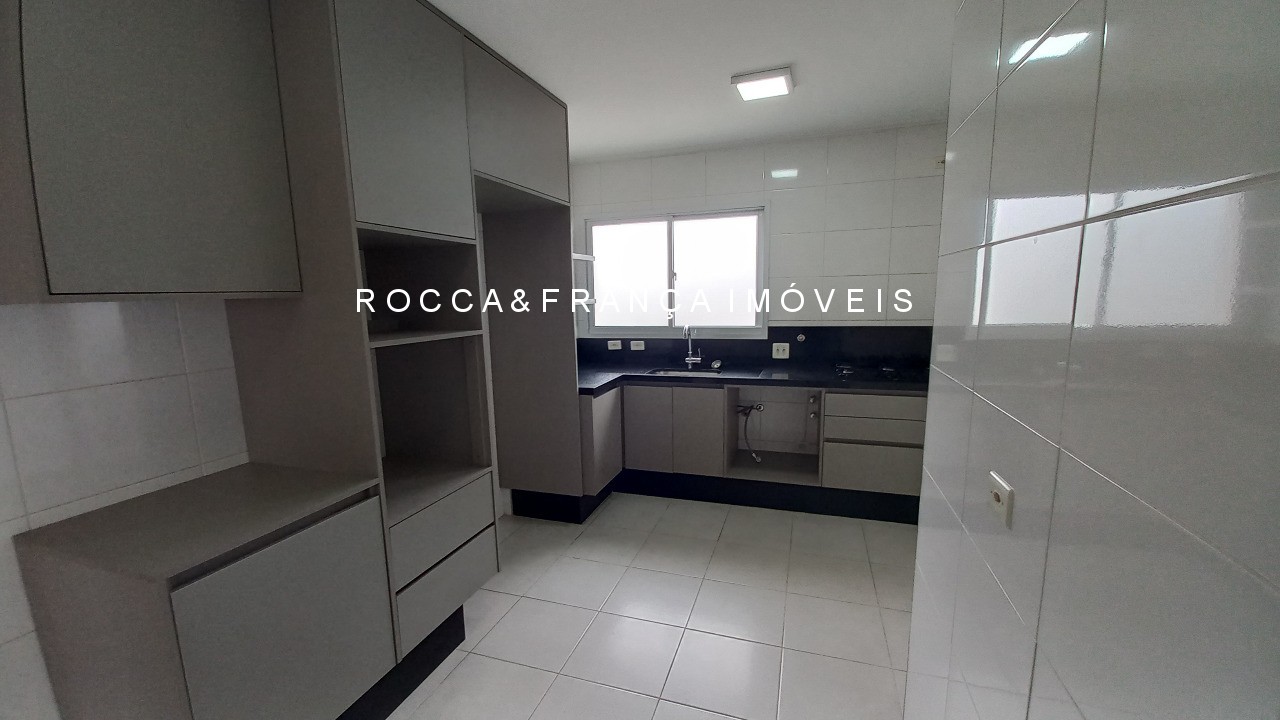 Apartamento para alugar com 3 quartos, 143m² - Foto 22