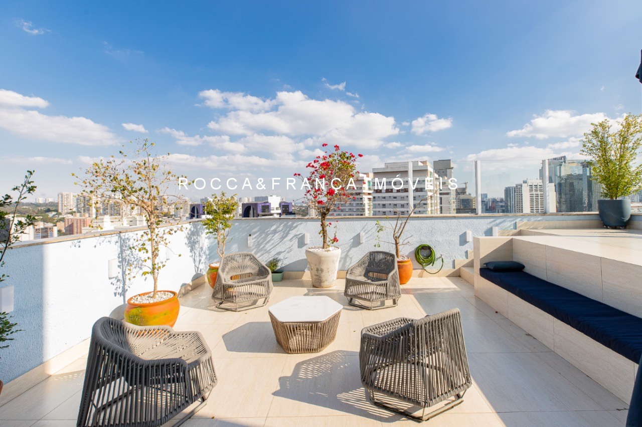 Cobertura à venda com 3 quartos, 227m² - Foto 17