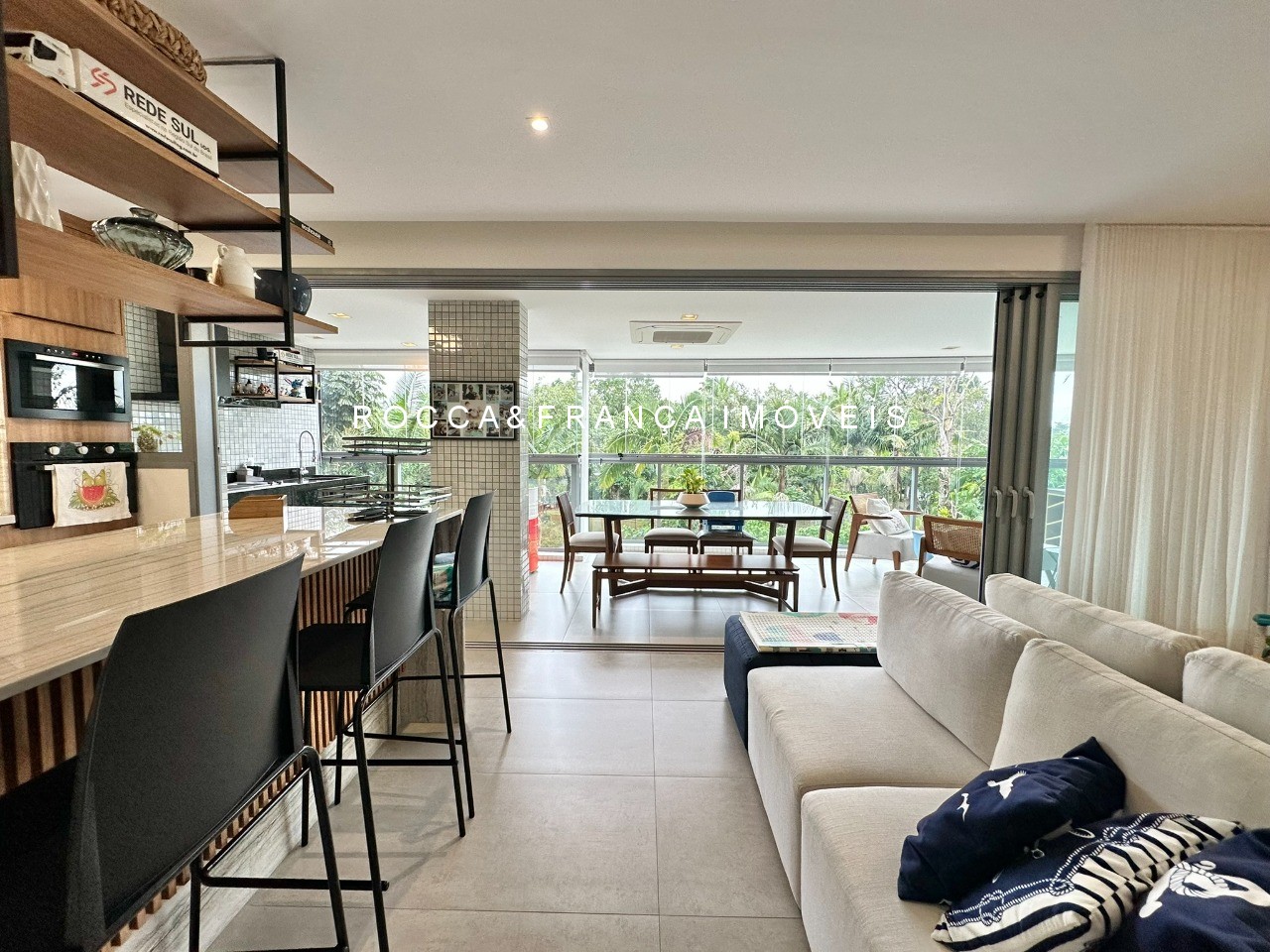 Apartamento à venda com 3 quartos, 174m² - Foto 12