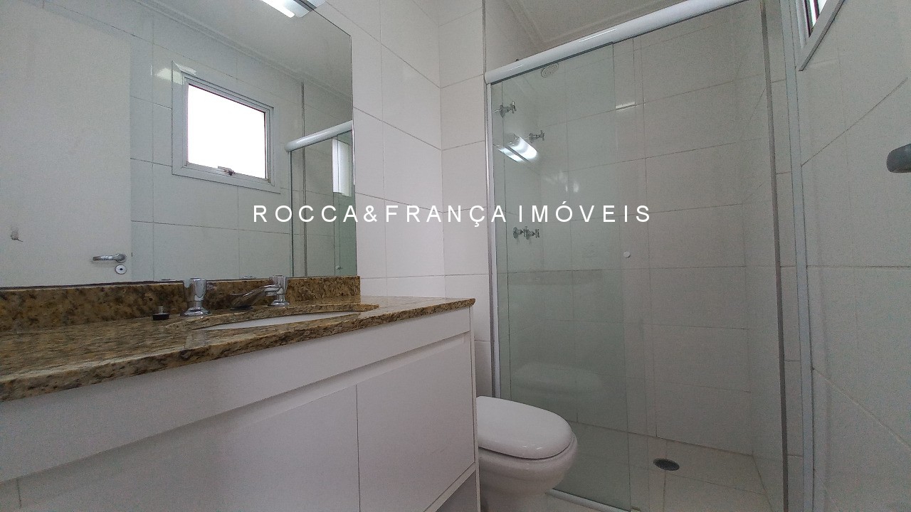 Apartamento para alugar com 3 quartos, 143m² - Foto 17