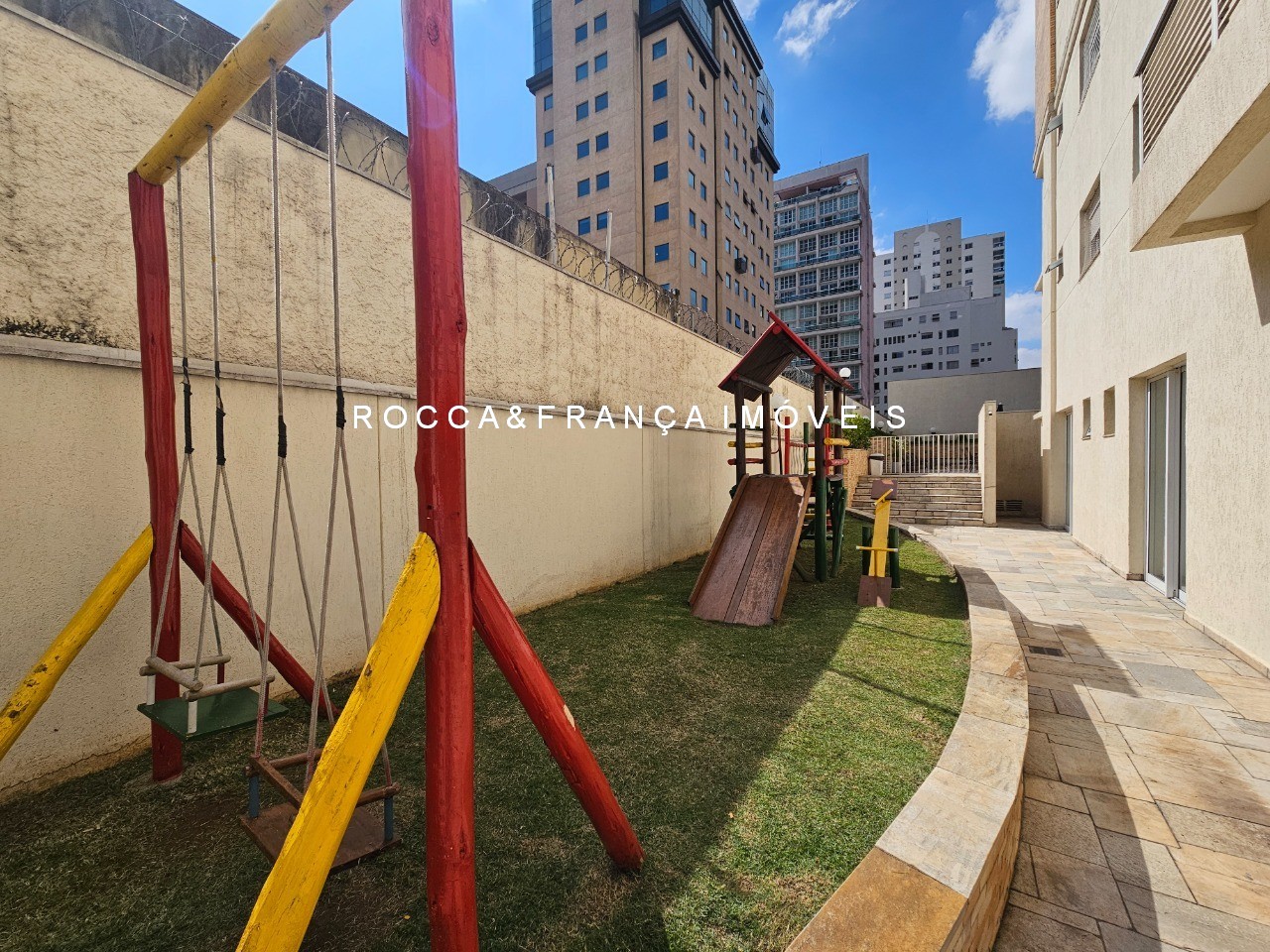 Apartamento para alugar com 3 quartos, 143m² - Foto 33