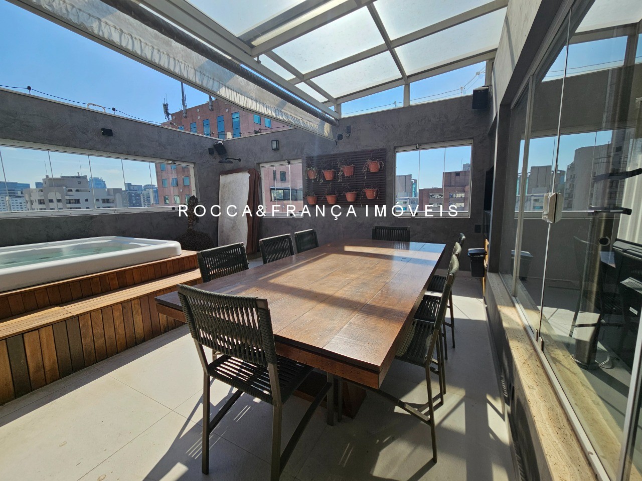 Cobertura à venda e aluguel com 2 quartos, 118m² - Foto 8