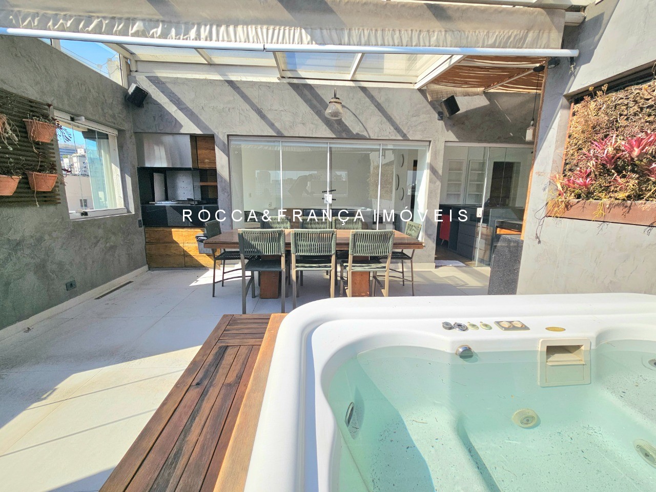 Cobertura à venda e aluguel com 2 quartos, 118m² - Foto 2