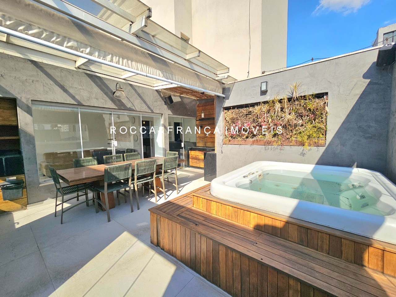 Cobertura à venda e aluguel com 2 quartos, 118m² - Foto 3