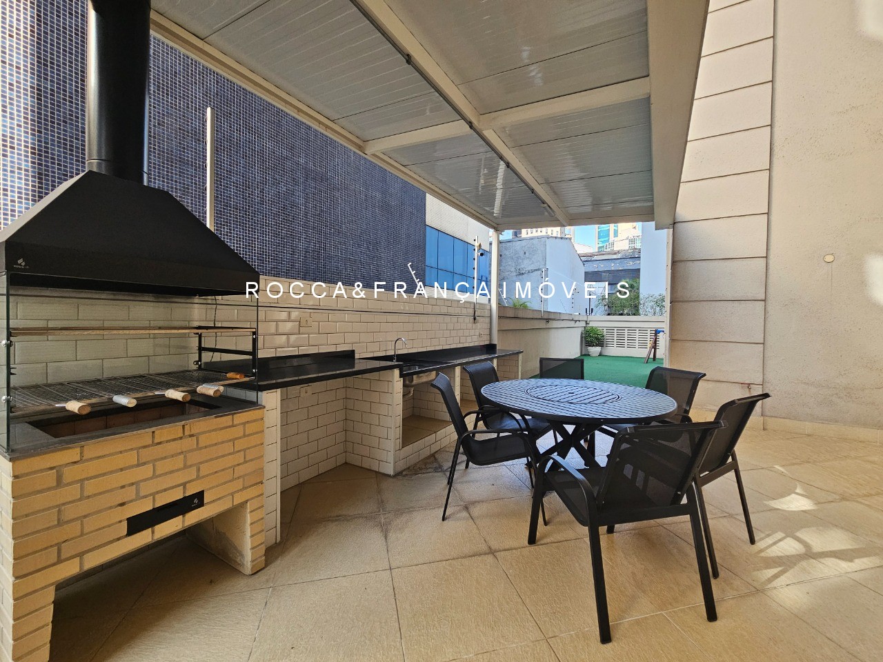 Cobertura à venda e aluguel com 2 quartos, 118m² - Foto 42
