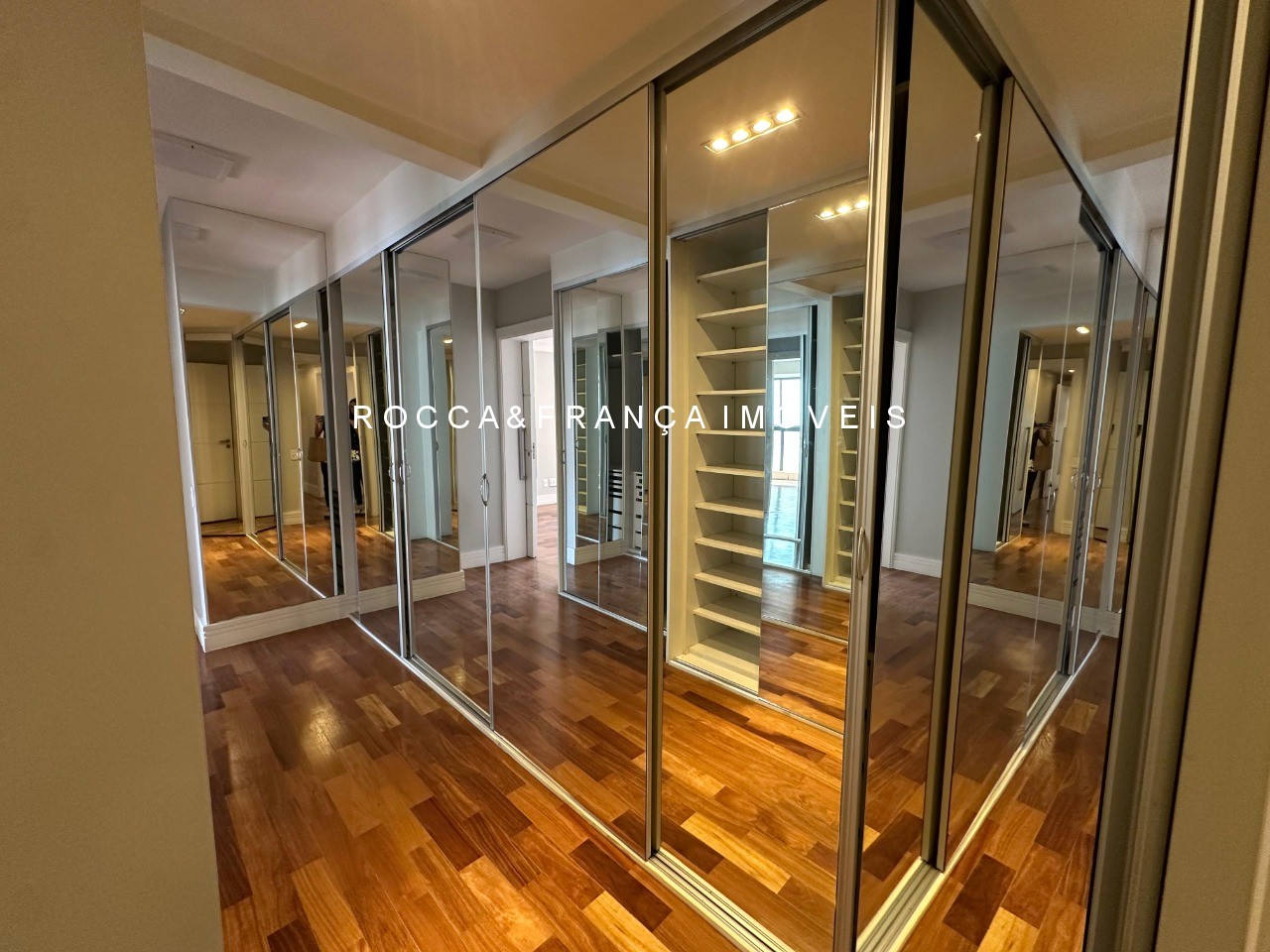 Apartamento, 3 quartos, 206 m² - Foto 25