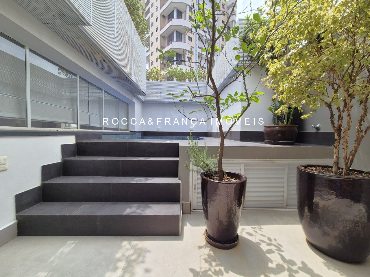Cobertura, 3 quartos, 285 m² - Foto 2