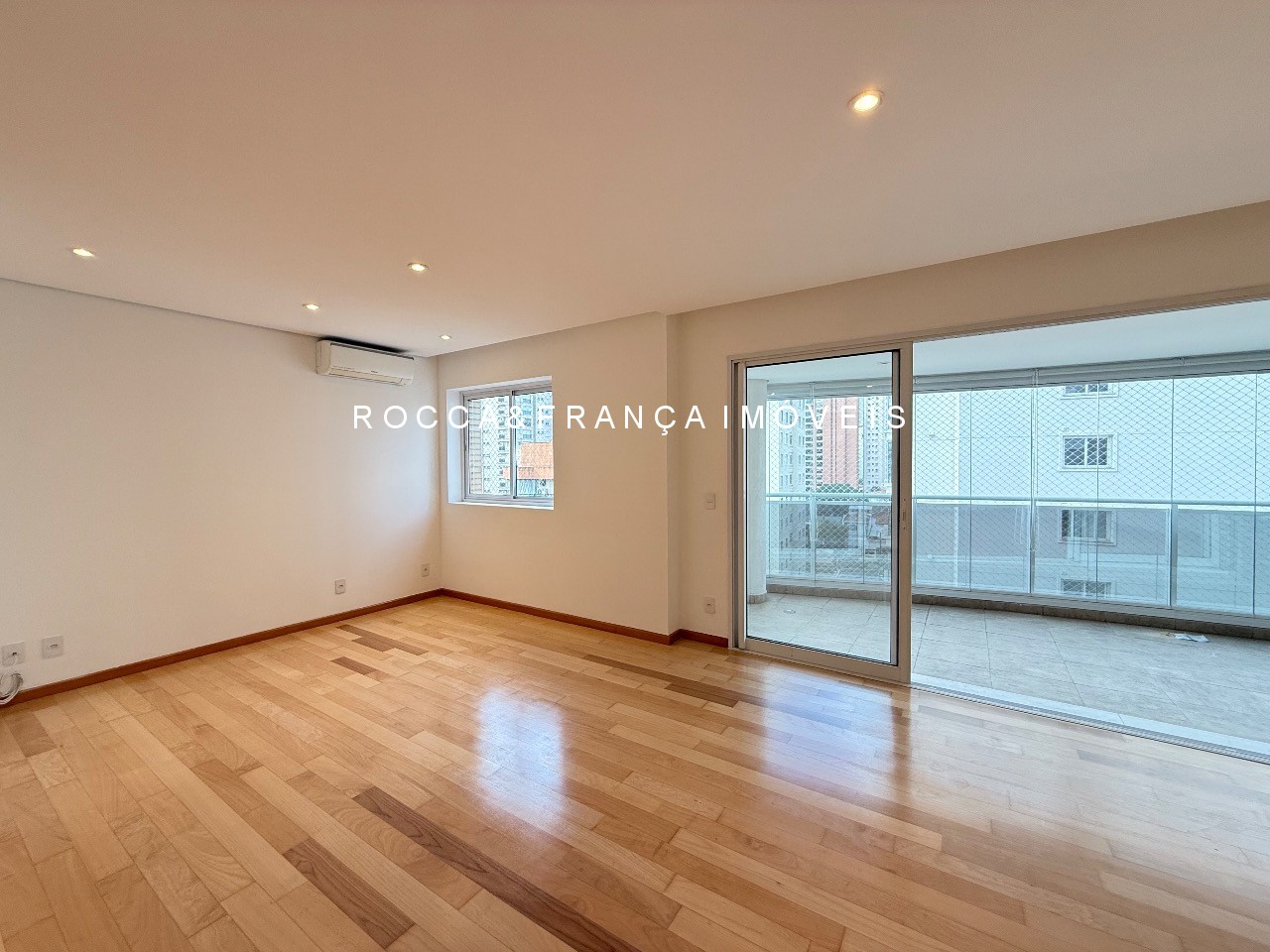 Apartamento, 3 quartos, 166 m² - Foto 2