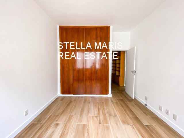 Apartamento à venda com 3 quartos, 225m² - Foto 28