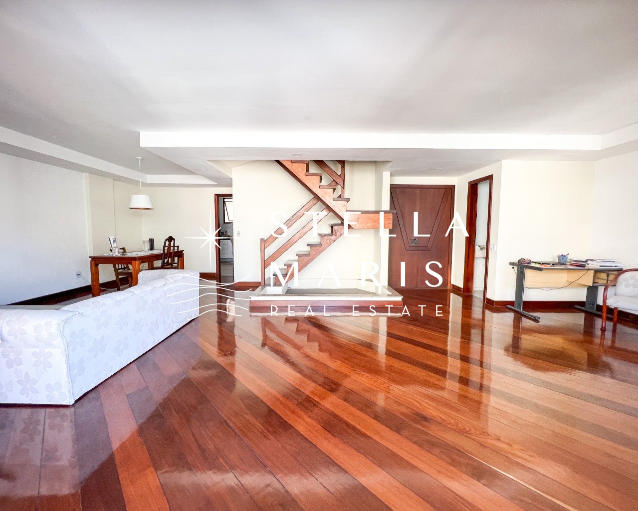 Apartamento à venda com 4 quartos, 262m² - Foto 4