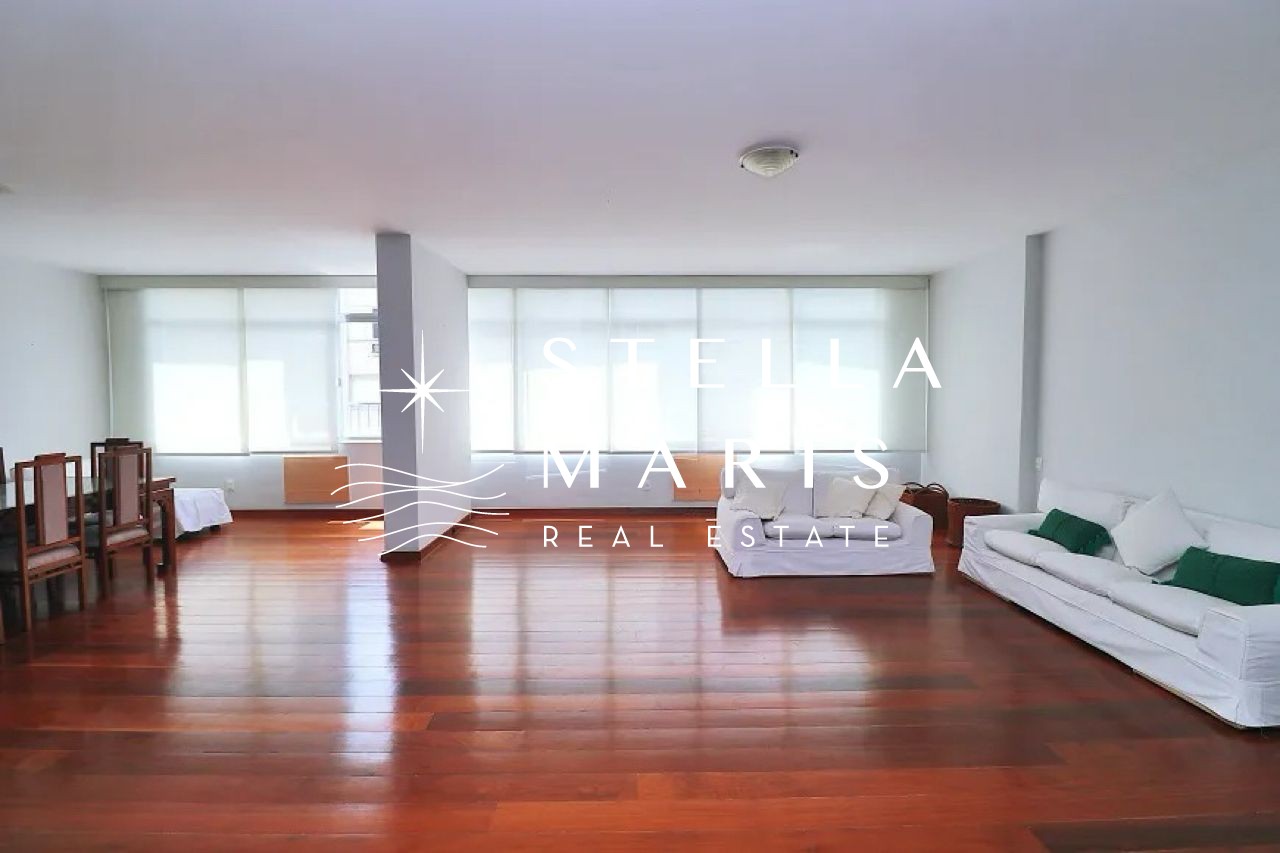 Apartamento à venda com 4 quartos, 230m² - Foto 1