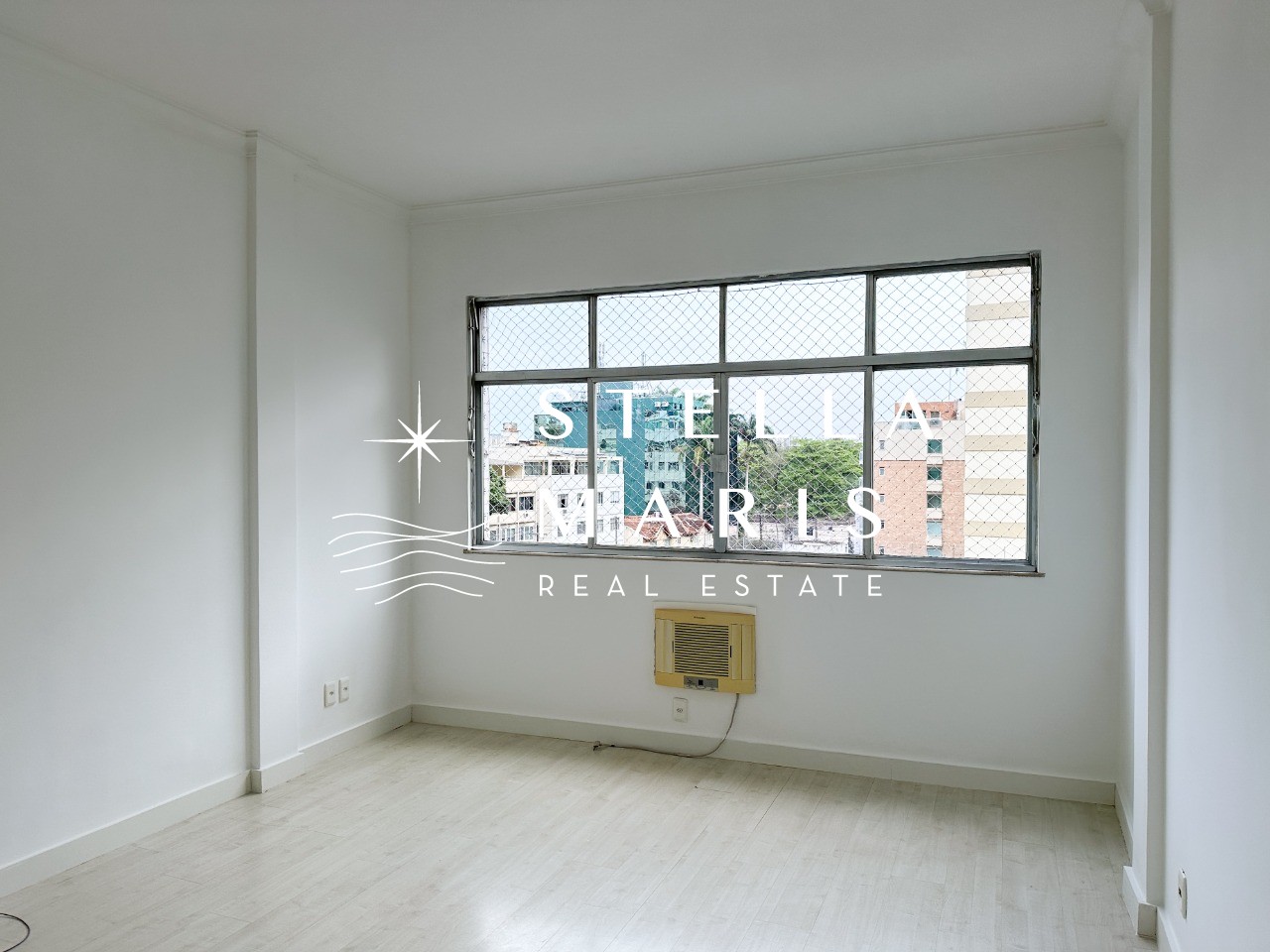 Apartamento à venda com 2 quartos, 71m² - Foto 2