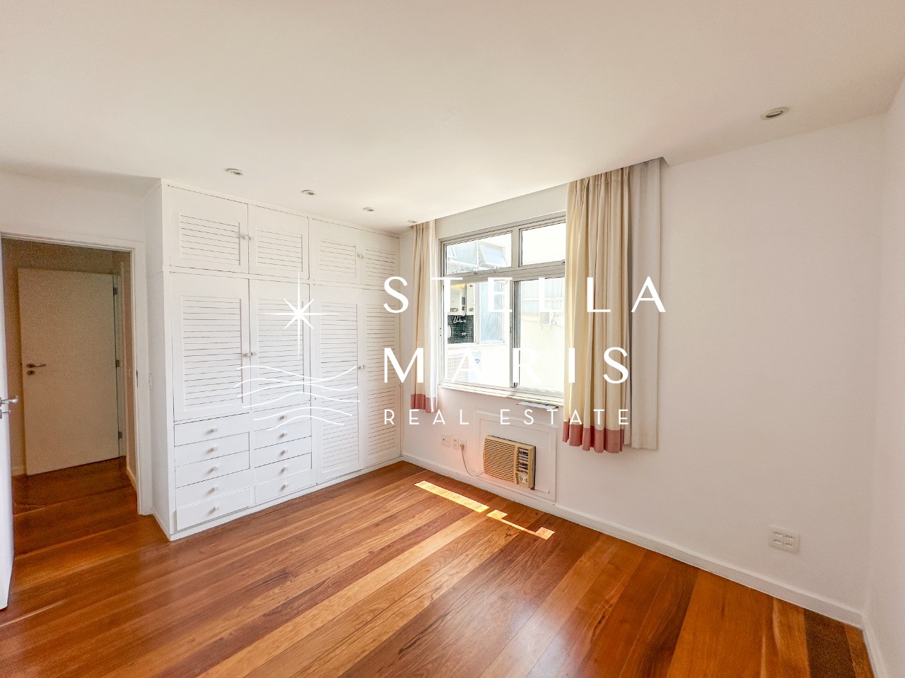 Apartamento à venda com 3 quartos, 125m² - Foto 32