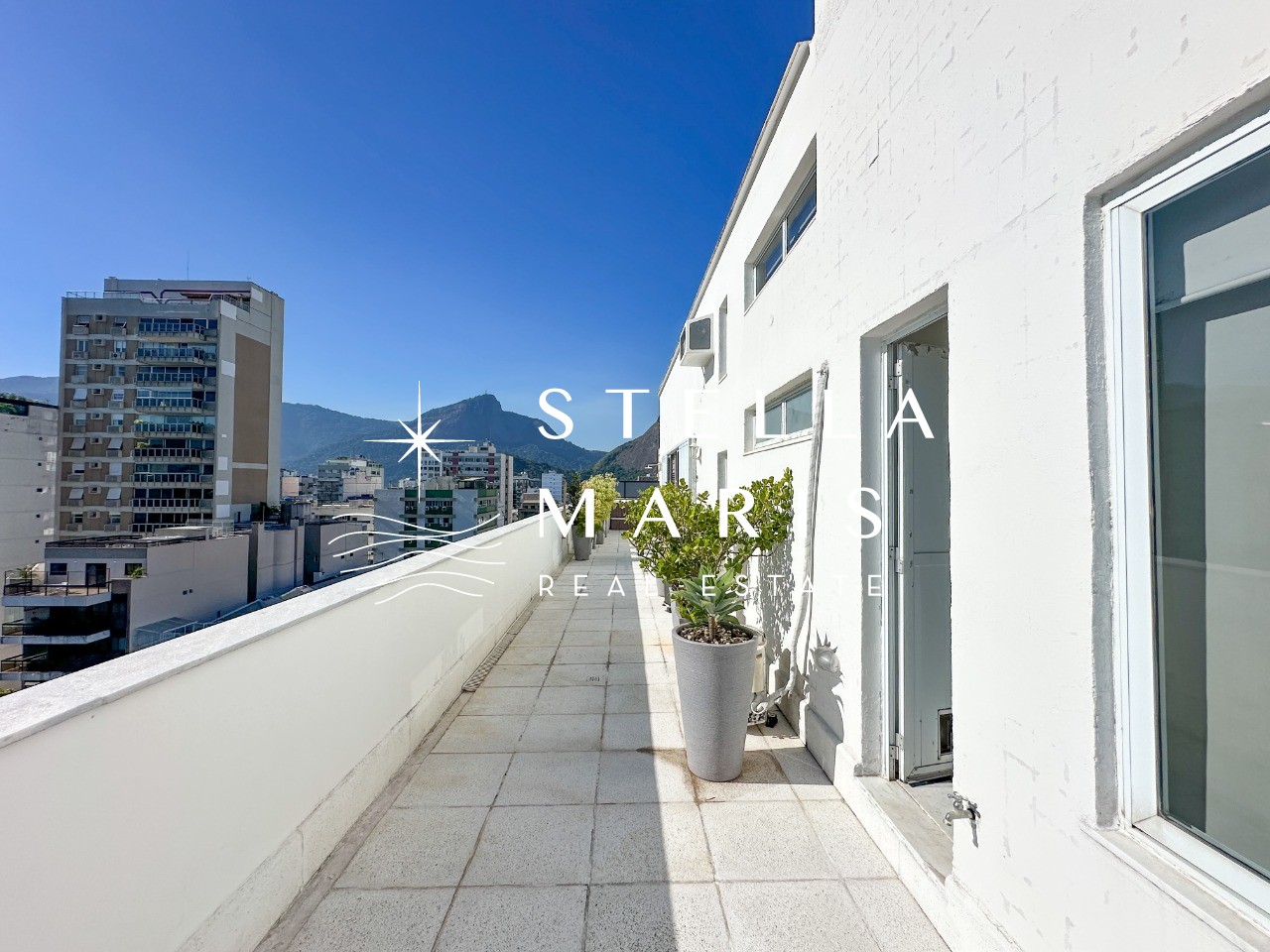 Cobertura à venda com 4 quartos, 337m² - Foto 4