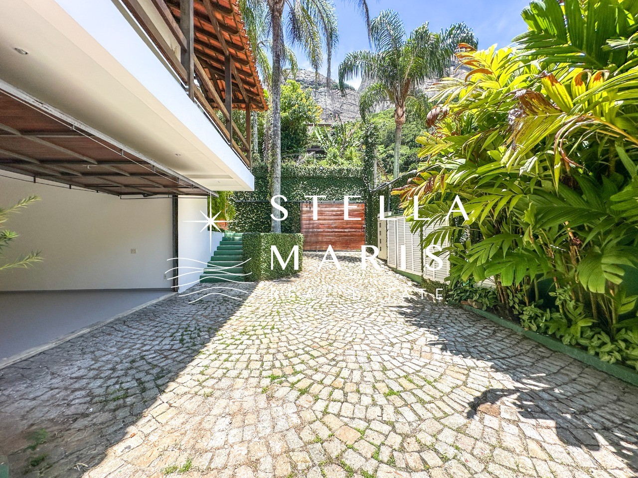 Casa à venda com 7 quartos, 1000m² - Foto 6