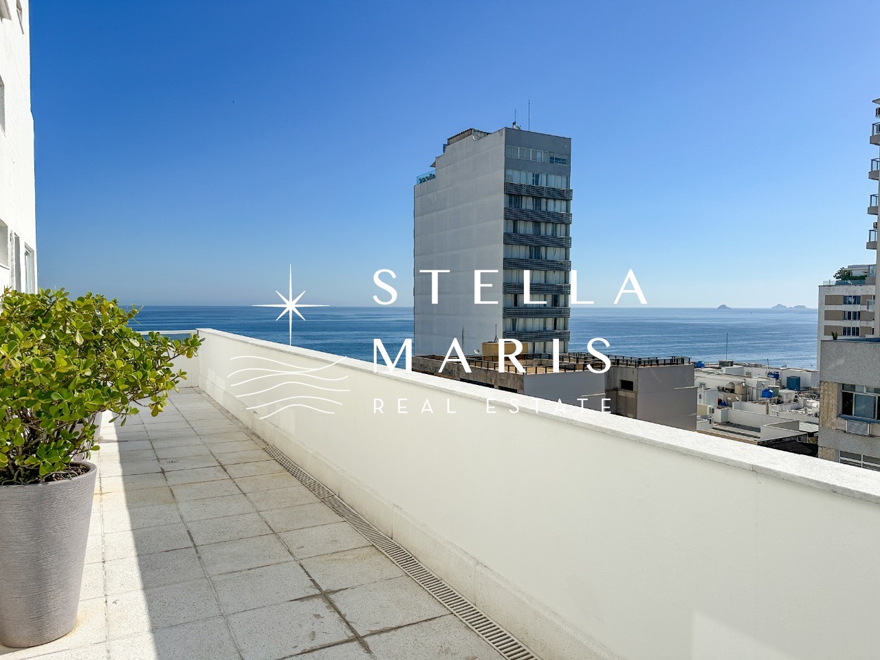 Cobertura à venda com 4 quartos, 337m² - Foto 1