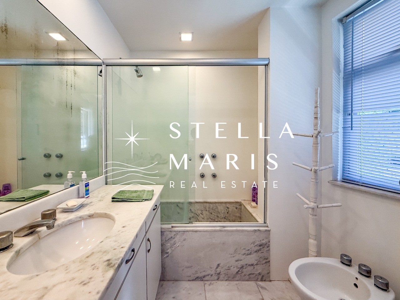 Apartamento à venda com 5 quartos, 238m² - Foto 20