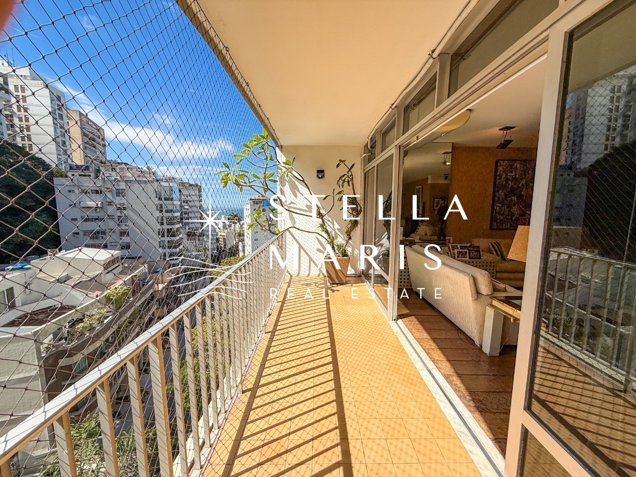 Apartamento à venda com 5 quartos, 238m² - Foto 1