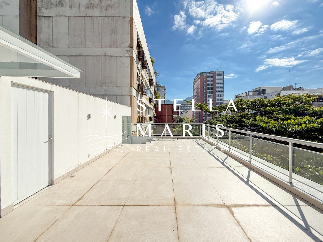 Cobertura à venda com 3 quartos, 330m² - Foto 4