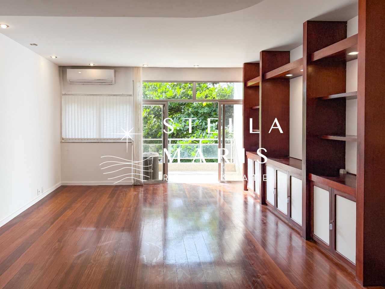 Apartamento para alugar com 4 quartos, 170m² - Foto 2