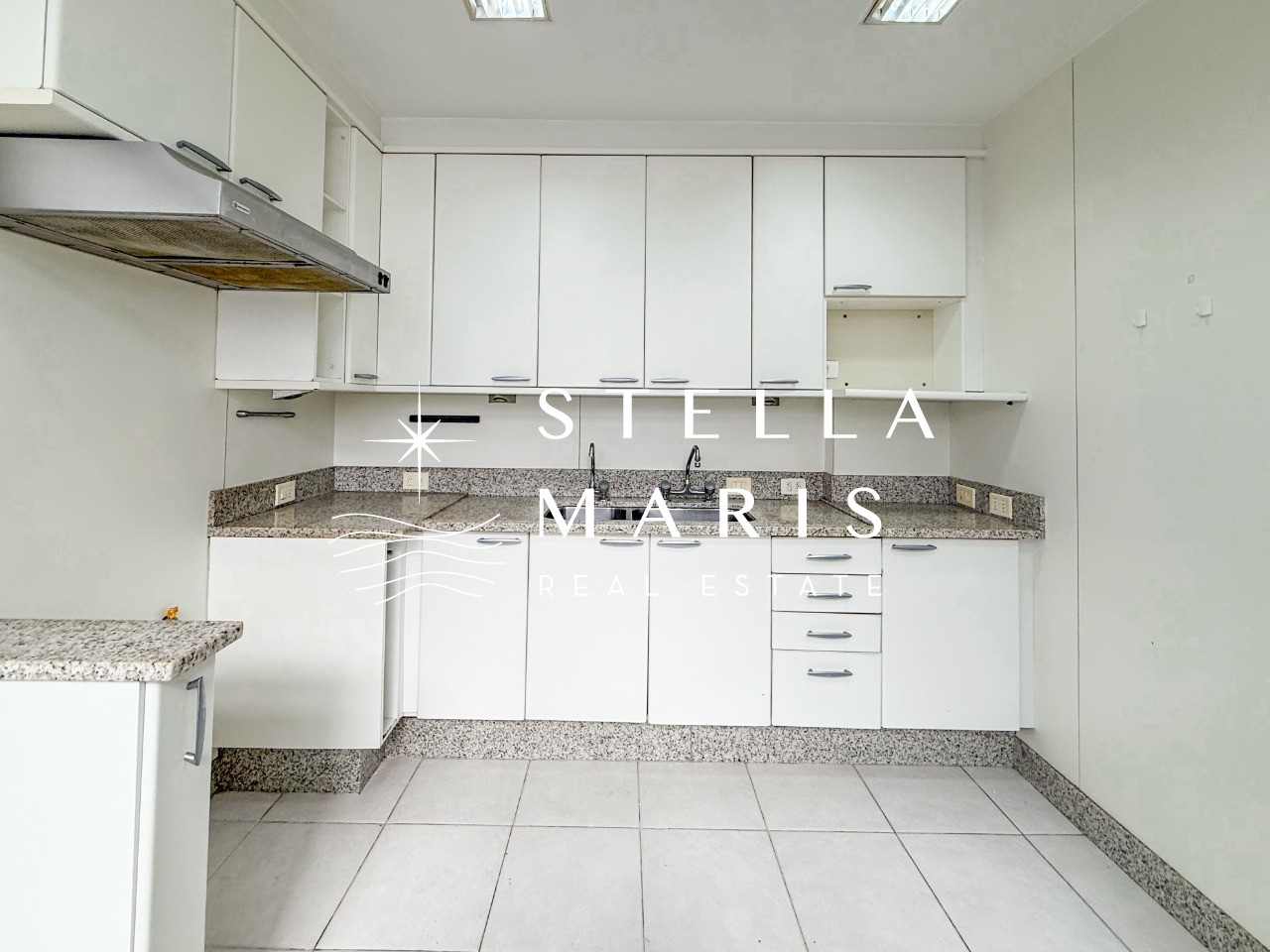 Apartamento à venda com 4 quartos, 238m² - Foto 44