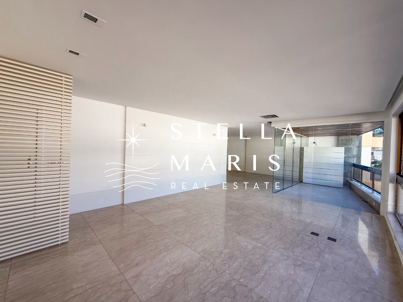 Apartamento à venda com 4 quartos, 238m² - Foto 9
