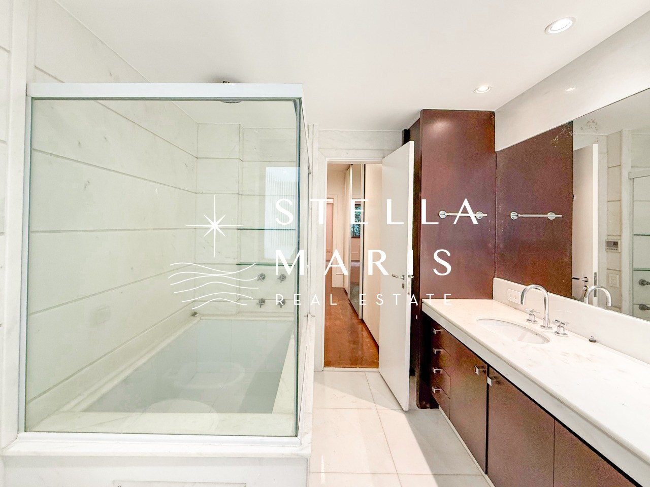 Apartamento à venda com 4 quartos, 238m² - Foto 24