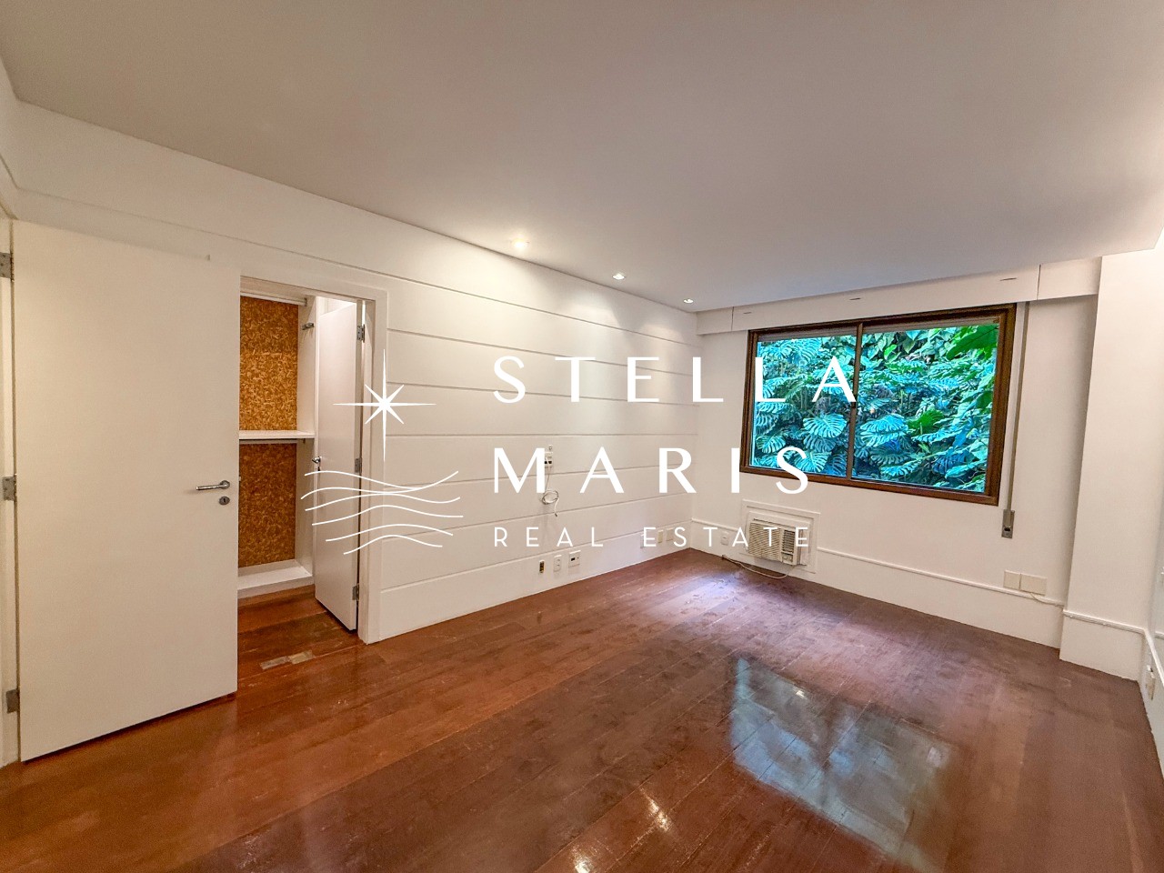 Apartamento à venda com 4 quartos, 238m² - Foto 26