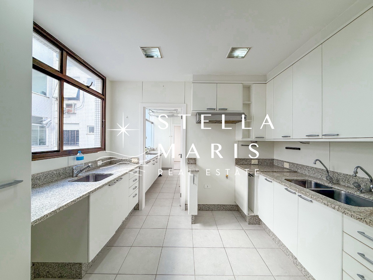 Apartamento à venda com 4 quartos, 238m² - Foto 43