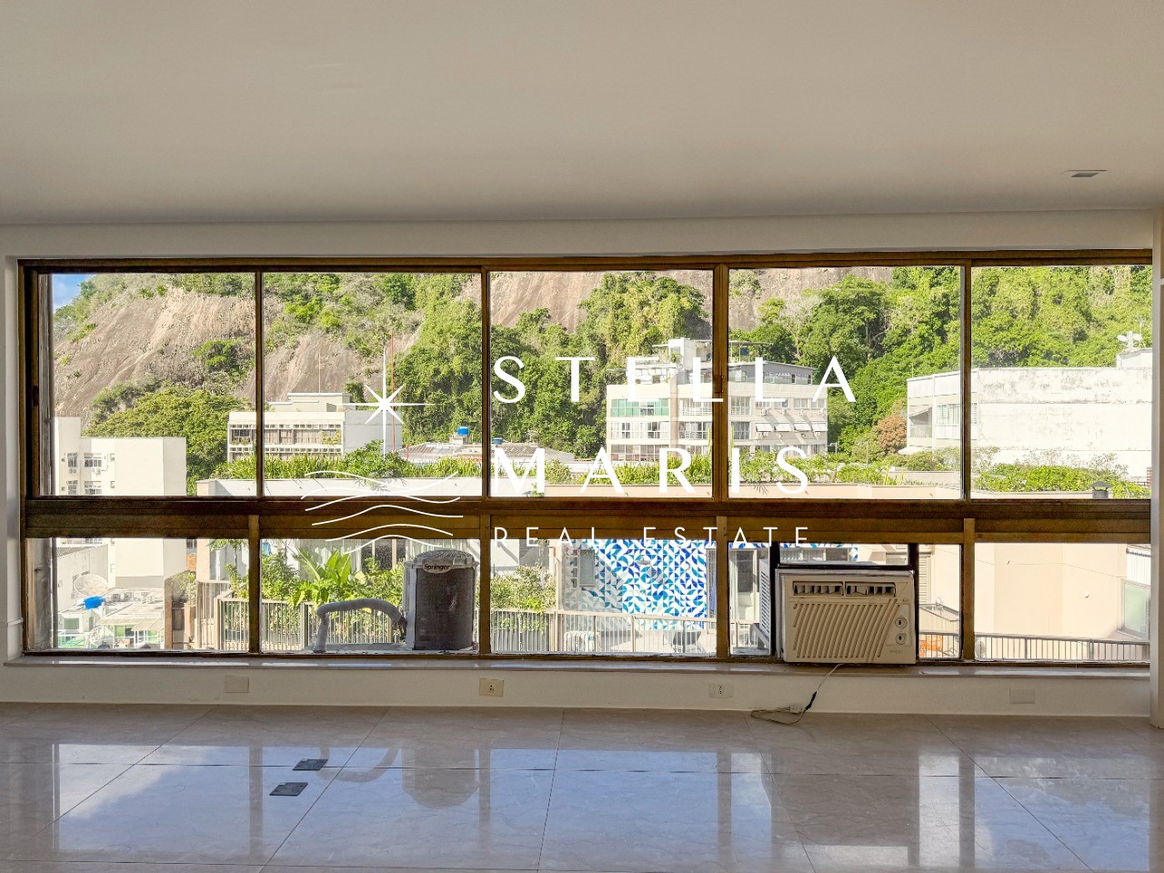 Apartamento à venda com 4 quartos, 238m² - Foto 8