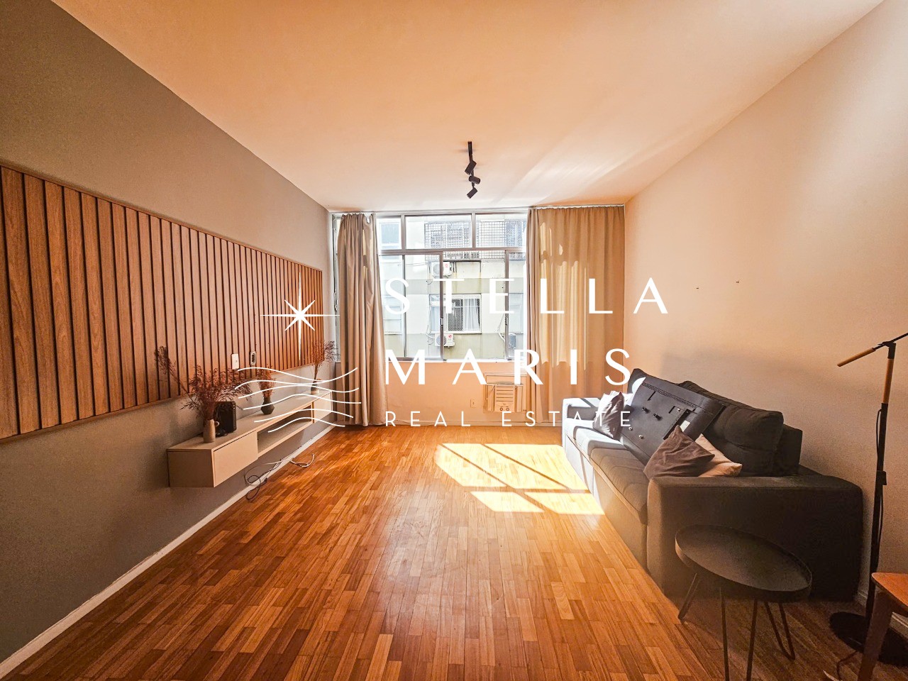 Apartamento à venda com 3 quartos, 122m² - Foto 2