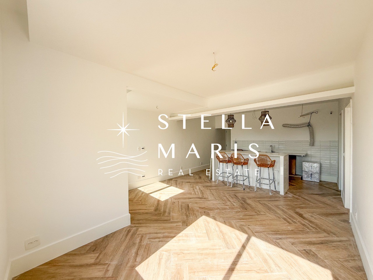 Apartamento à venda com 2 quartos, 79m² - Foto 1