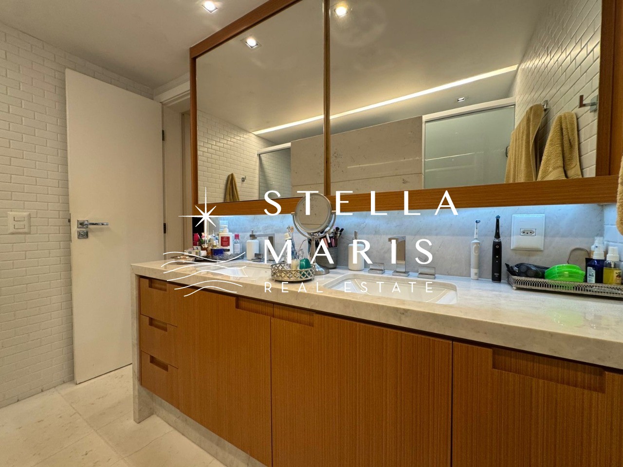 Apartamento à venda com 4 quartos, 210m² - Foto 10