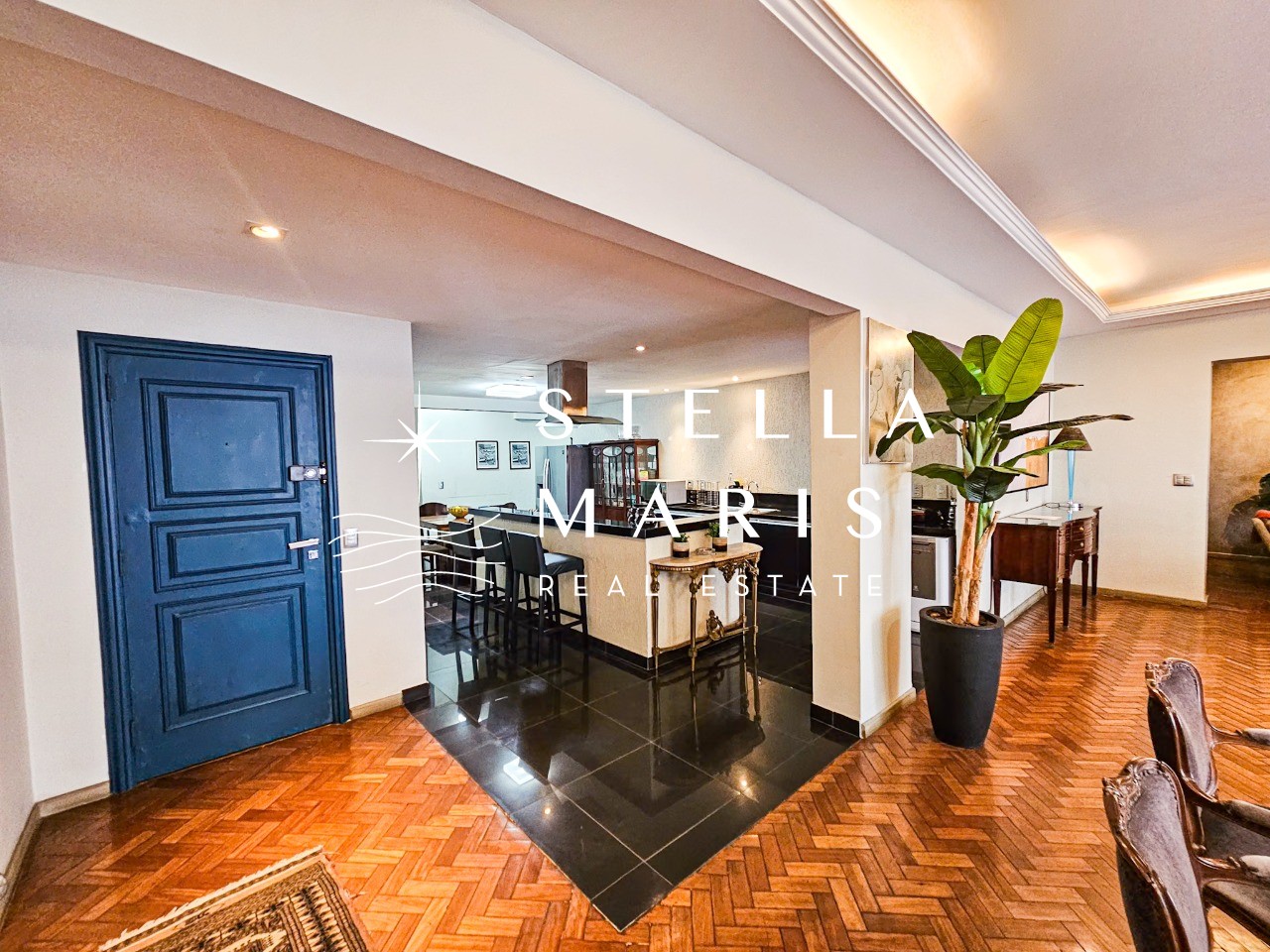 Apartamento para alugar com 3 quartos, 220m² - Foto 7